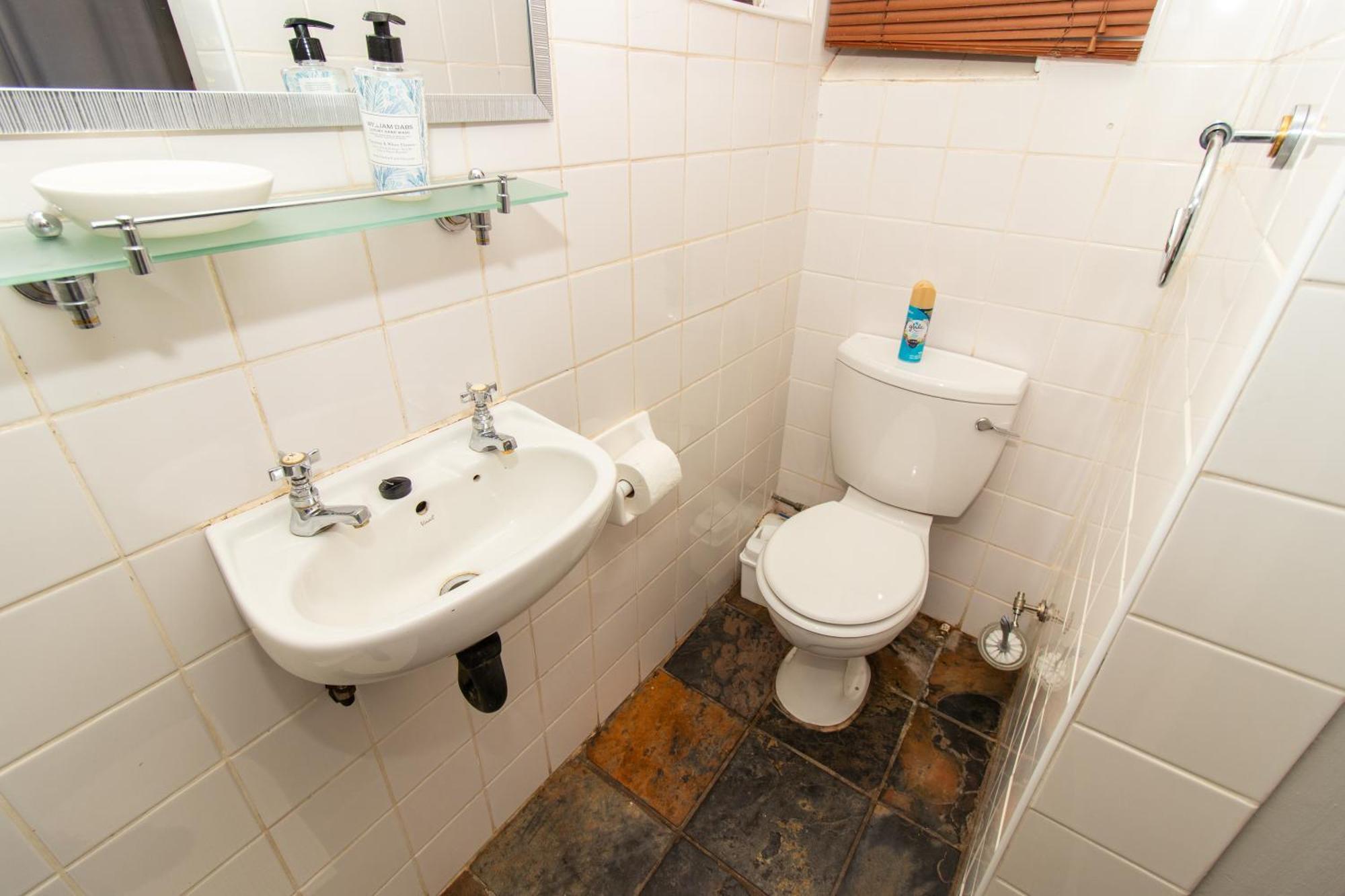 Glenmore Guesthouse ブルームフォンテーン エクステリア 写真